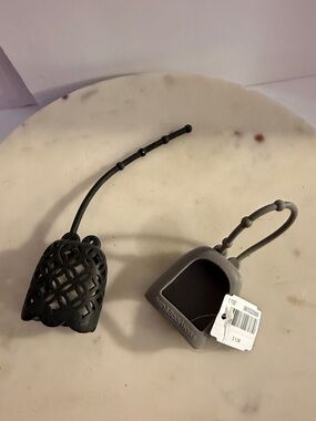 Bath & Body Works hand sanitizer holders